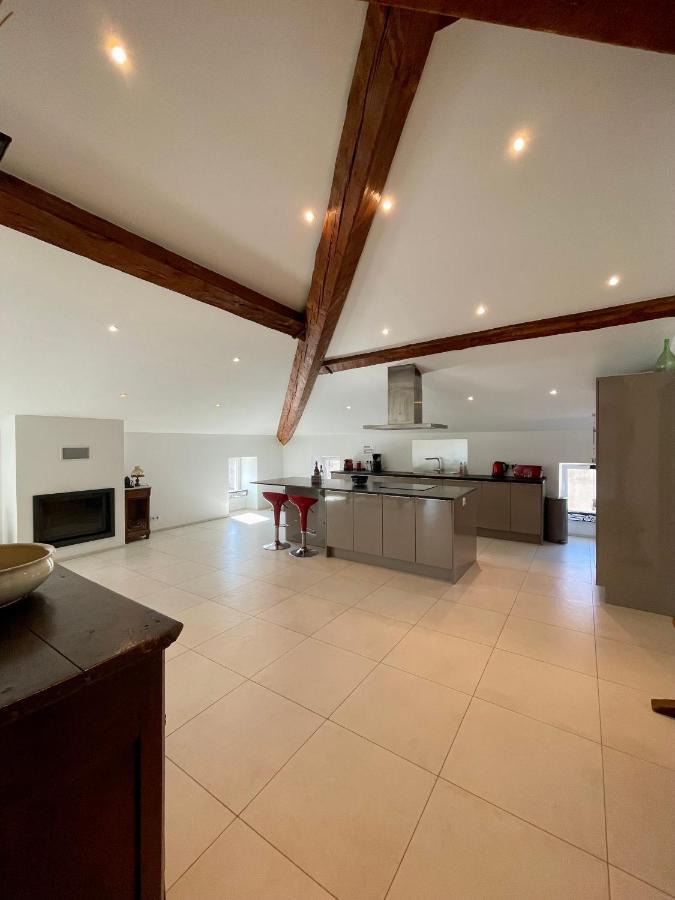 Grand Appartement Style Loft Bord De Mer Propriano  Εξωτερικό φωτογραφία